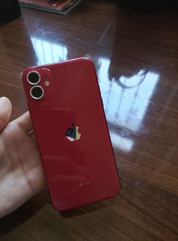 iPhone 11 Apple