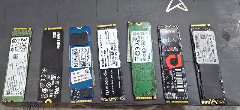 hynix BC 511 1024 ГБ