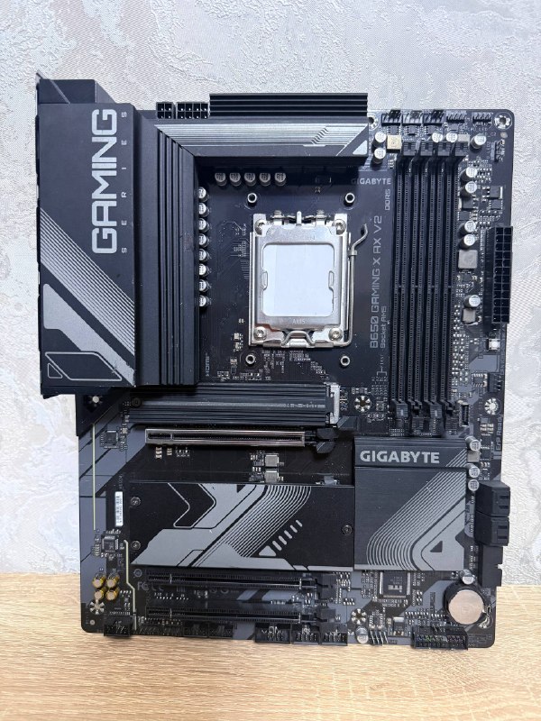 Gigabyte B650 Gaming X
