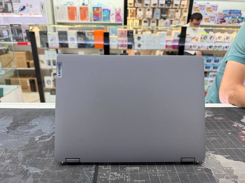 Lenovo 14ABR8 Ryzen 7030