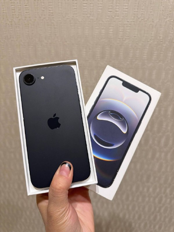 iPhone 16 Apple