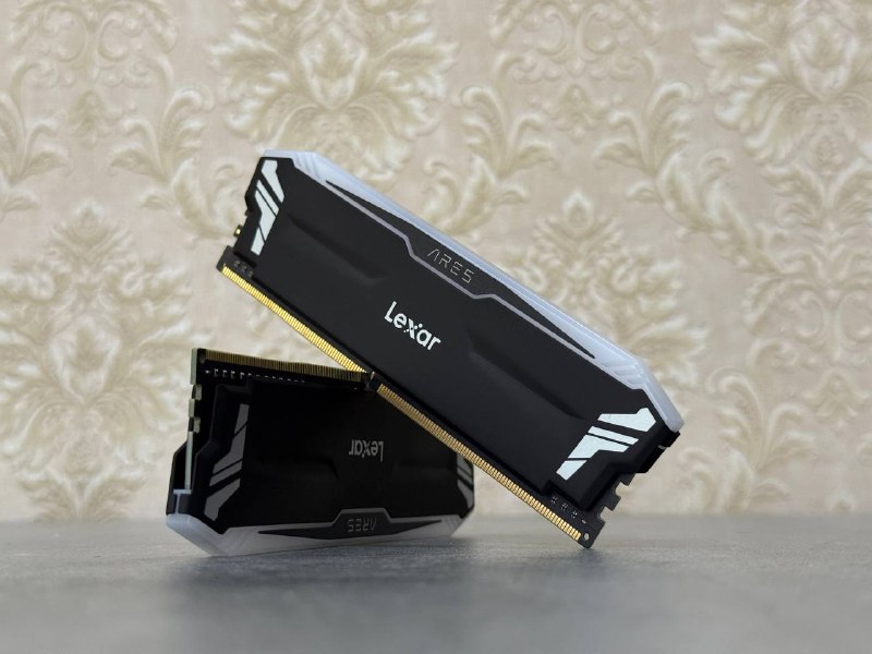 Lexar DDR4 32 ГБ 3600 МГц