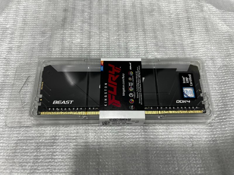 Kingston DDR4 32 ГБ 3600 МГц