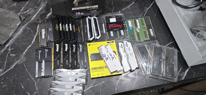 DDR4 8 ГБ 3000 МГц