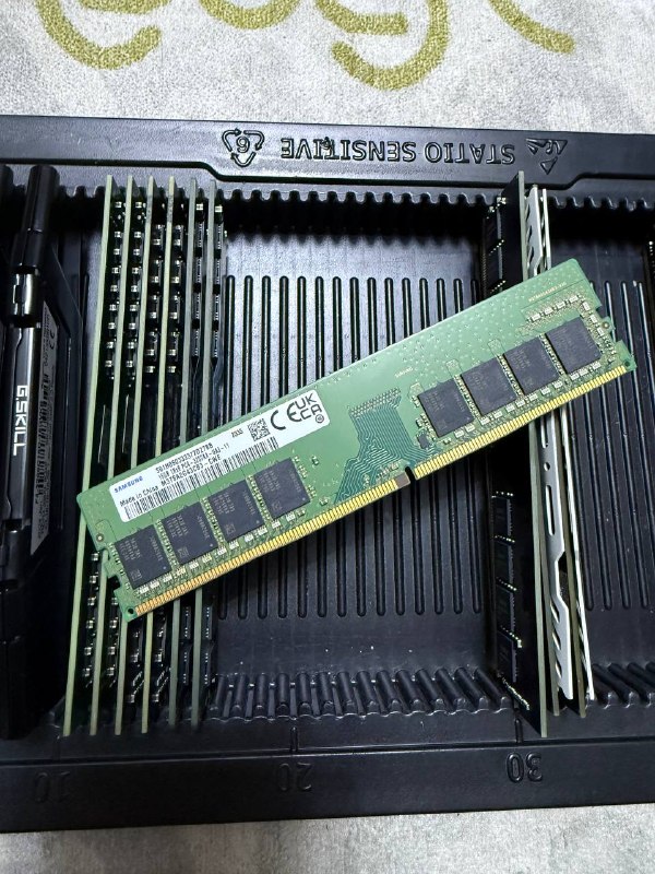 Samsung DDR4 16 ГБ 3200 МГц