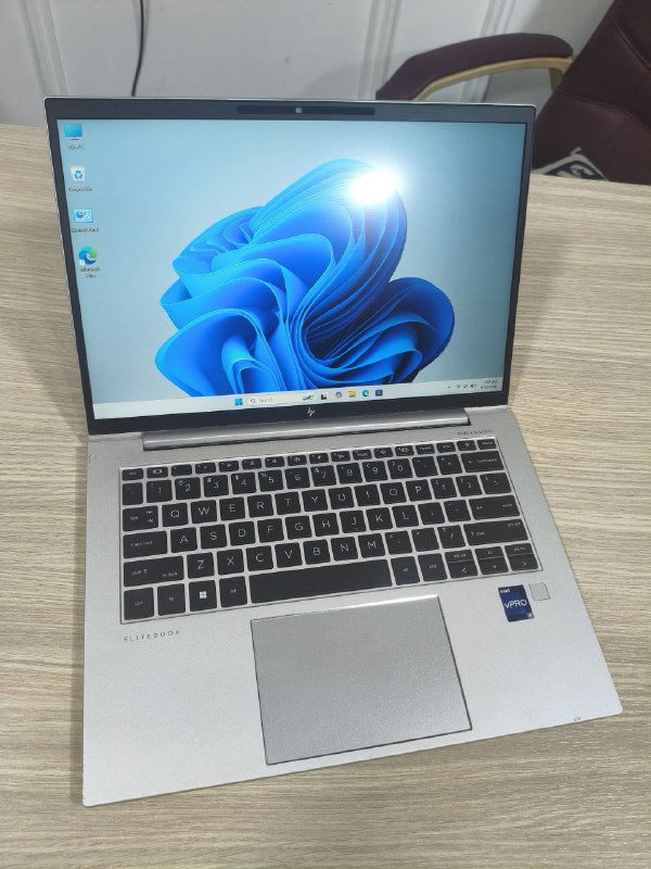 Hp elitebook 840 Intel 12