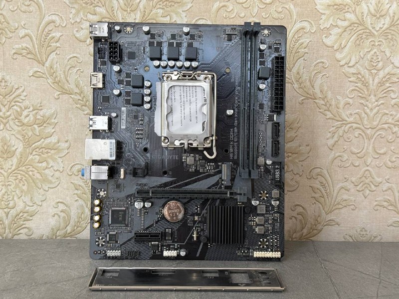 GIGABYTE H610M K DDR4