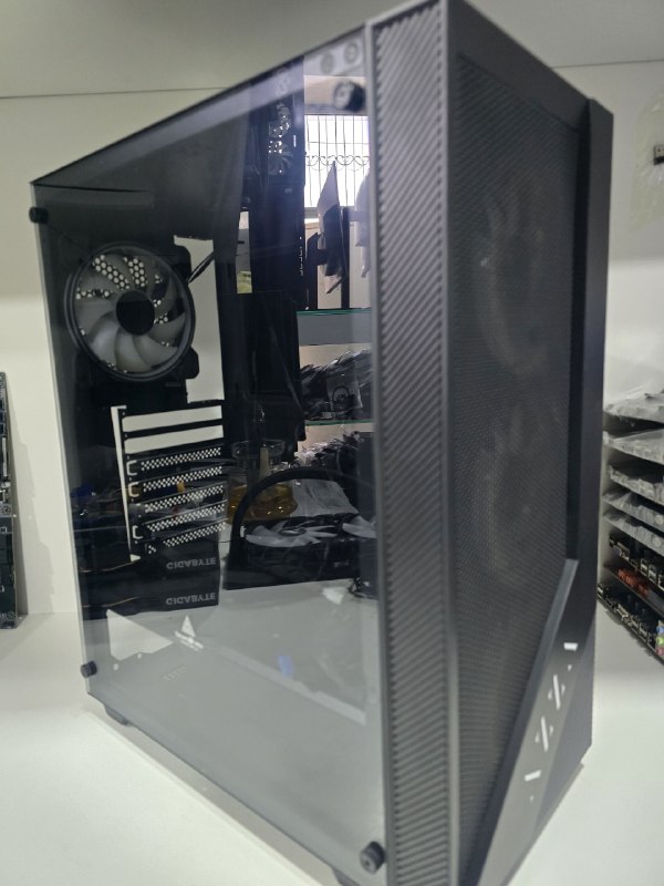 Azza Case RGB 4Fan