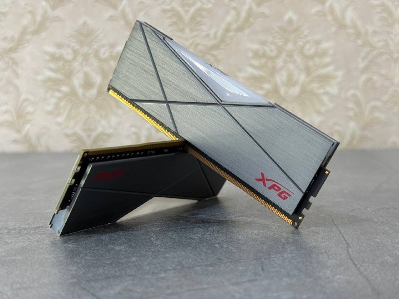 ADATA DDR4 16 ГБ 3200 МГц