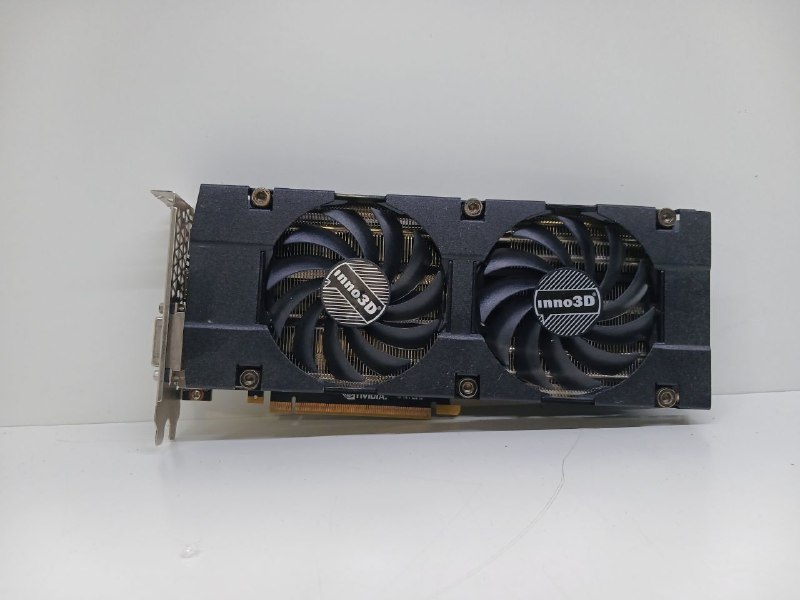 INNO3D GTX 1080 8 ГБ